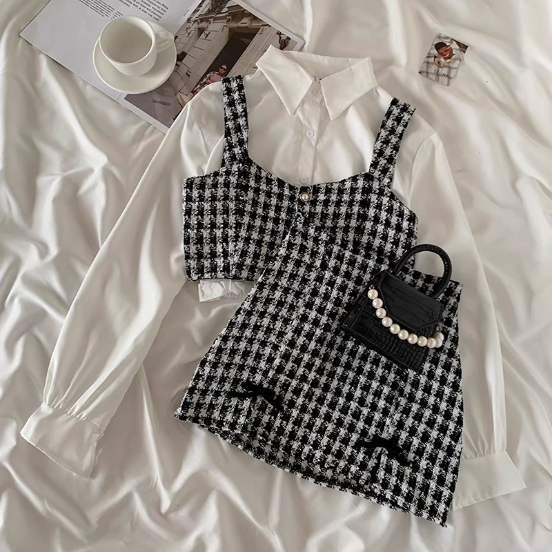 Set Tweed Hai Dây Croptop Caro Chân Váy Chữ A Và Sơmi Croptop Tay Bồng Trắng