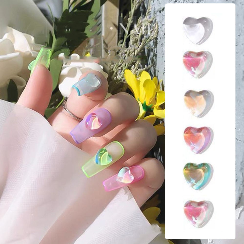 Bộ 10 Phụ Kiện Trang Trí Móng Tay Hình Trái Tim Thủy Tinh Dễ Thương