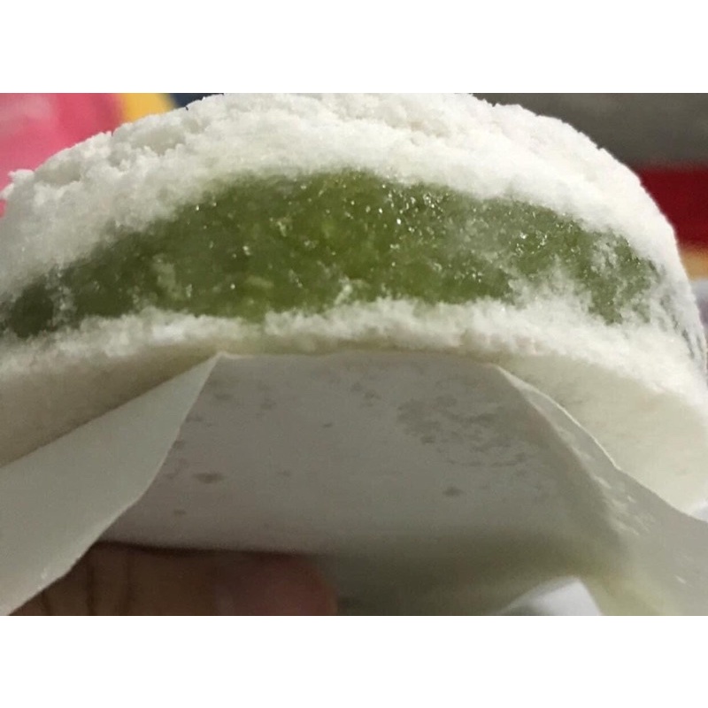 BÁNH IN NHÂN DỪA NON LÁ DỨA