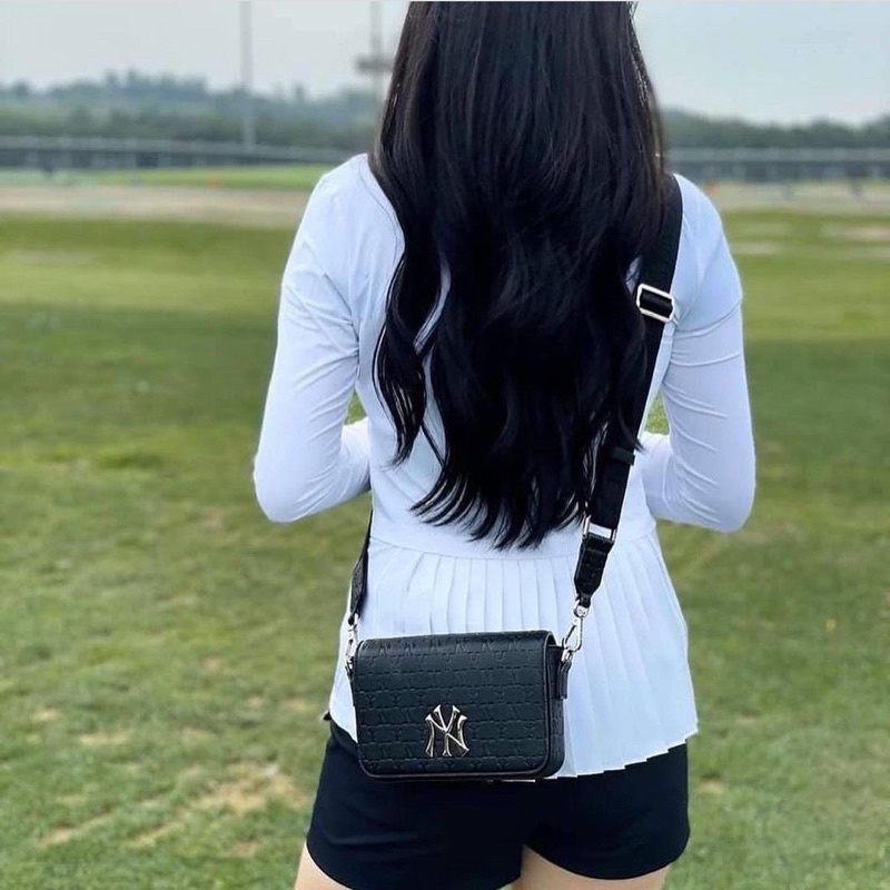 Túi đeo chéo MLB monogram chuẩn auth tuồn