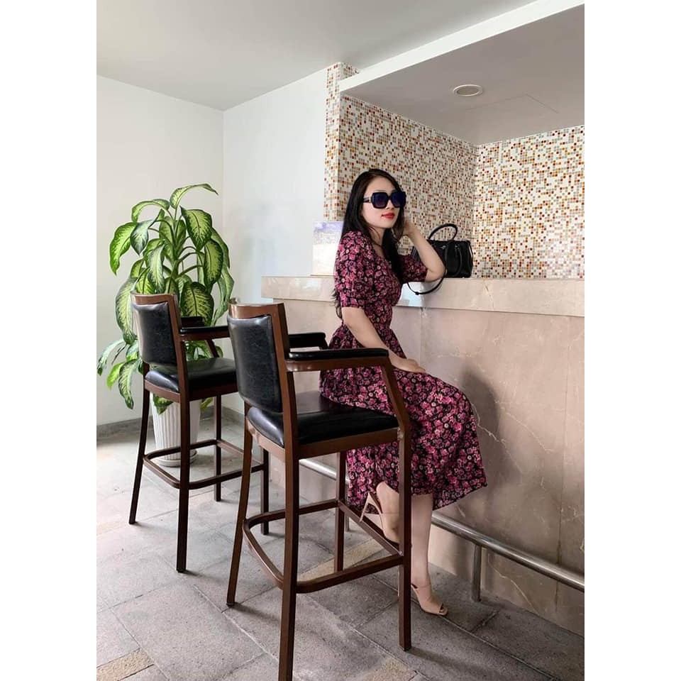 ĐẦM XOÈ HOA TÍM TAY PHỒNG