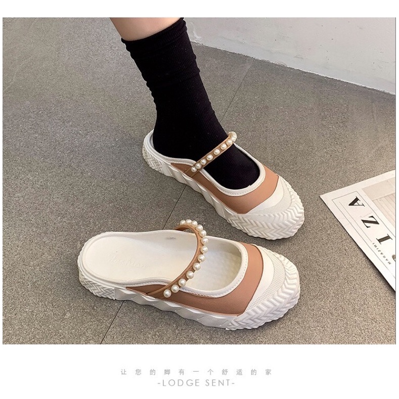 Dép đi mưa cho nữ cách điệu