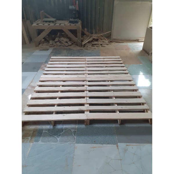 giường pallet gỗ cao 10cm 4 tấm(1m và 1m2x2m 2 tấm)