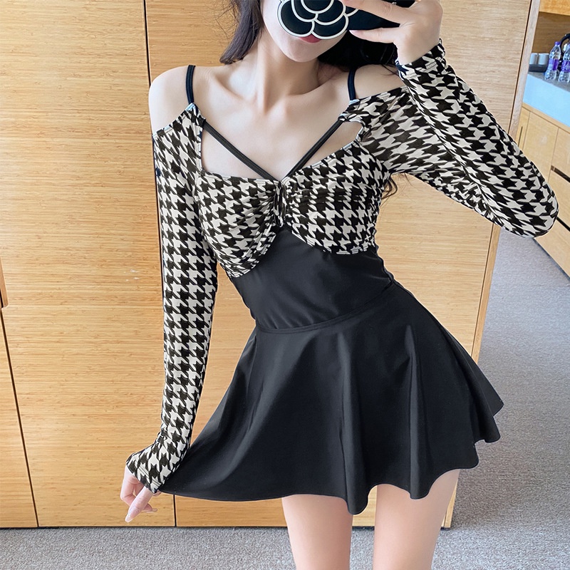 Bộ Đồ Bơi Một Mảnh Tay Dài Cổ Thấp Quyến Rũ Dành Cho Nữ