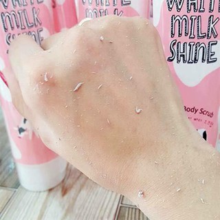 [CHÍNH HÃNG] Gel Tẩy Tế Bào Chết Toàn Thân Cathy Doll White Milk Shine Peeling Body Scrub (320ml)