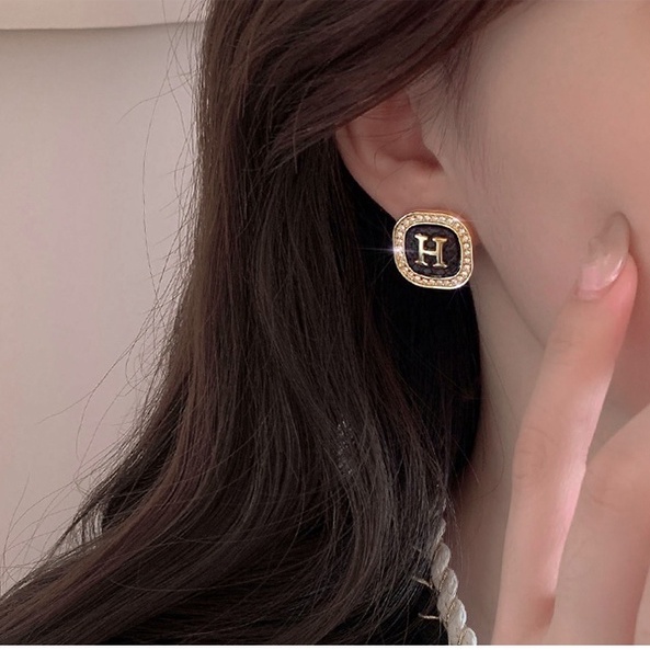 Bông Tai Ngọc Trai Hình Tròn Kiểu Dáng Mới 2023