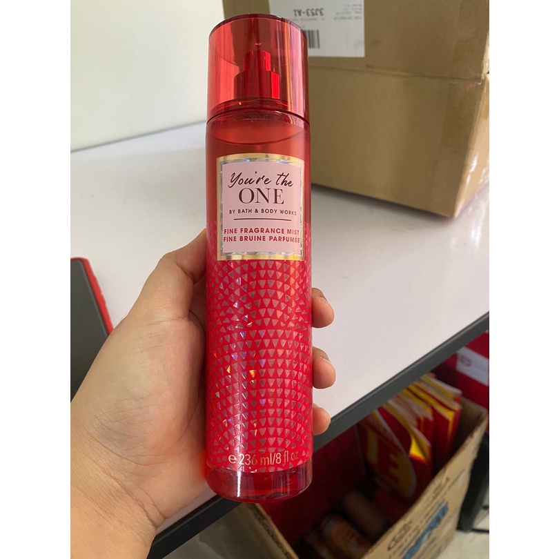 Xịt thơm body Bath &amp; Body Works Youre The One 236ML