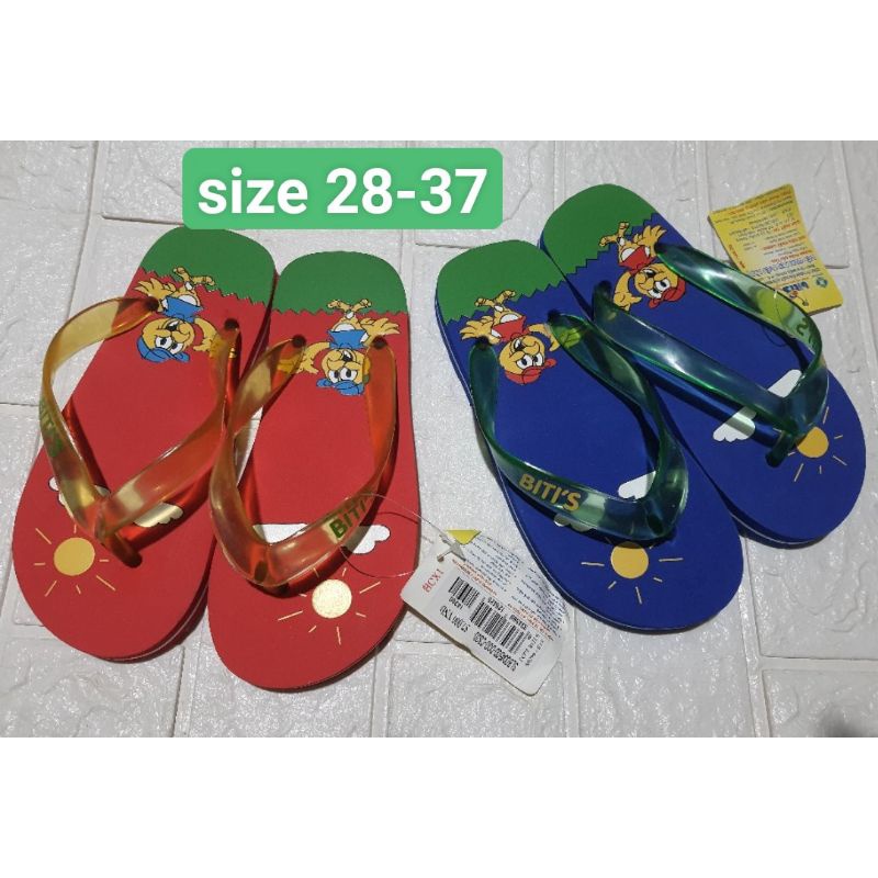 Dép xỏ ngón cho bé yêu