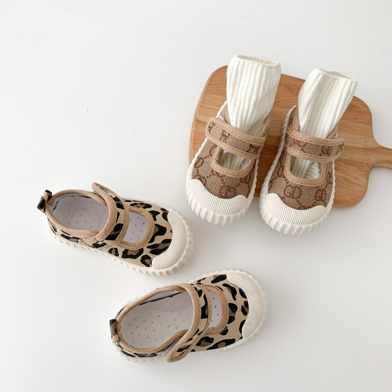 Giày vải canvas họa tiết da báo thời trang cho bé gái