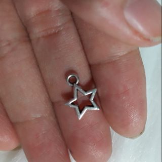 Charm treo hinh ngôi sao 20cai