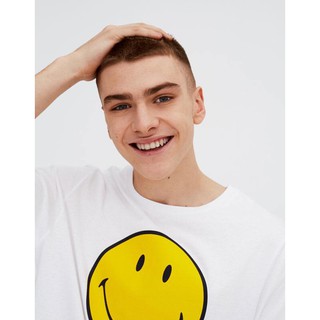 Áo thun phong cách Pull&Bear Smiley Trắng