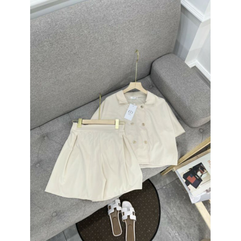 Sét bộ cổ vest tay bồng xinh xắn | BigBuy360 - bigbuy360.vn