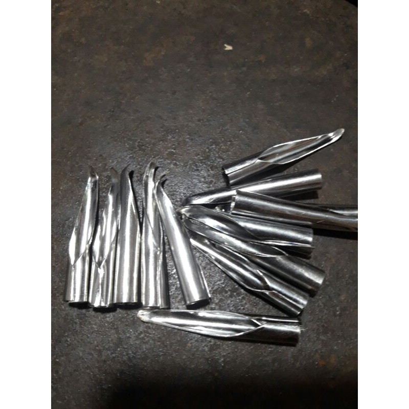 Bút xoáy nhãn inox