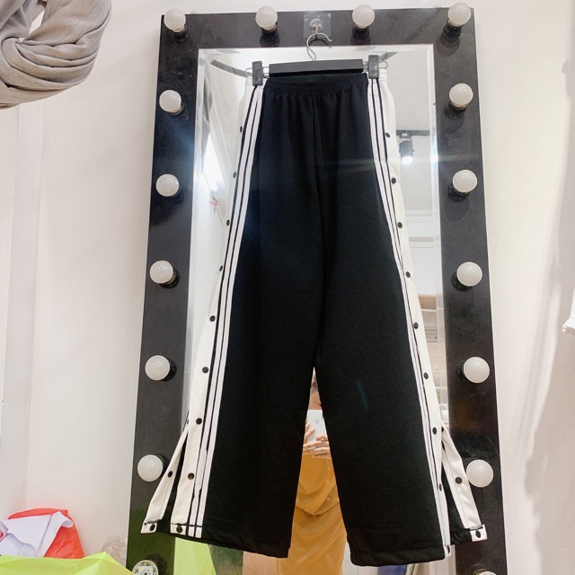 Quần suông ống rộng cách điệu nữ - Quần 3 sọc khuy dọc ống quần nữ CỰC ĐẸP | BigBuy360 - bigbuy360.vn