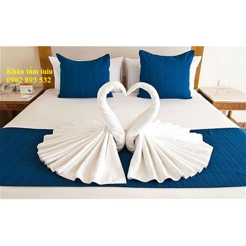 Khăn Tắm gấp Thiên Nga trang trí phòng cưới kt 70*1m4*400g