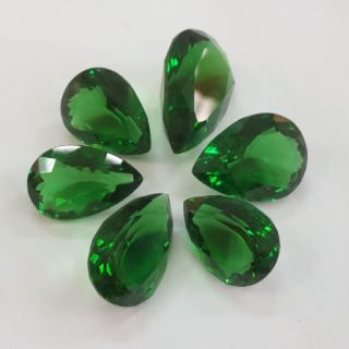 Đá thủy tinh xanh ( hàng thô )