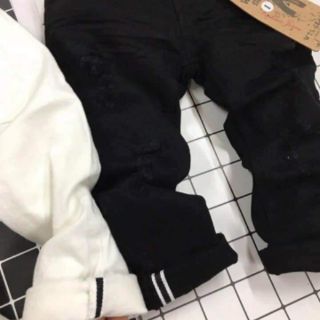 Quần kaki trắng đen rách cho bé