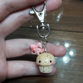 Cupcake Con Ong Handmade, Đất Sét Nung Polymer Clay, Charm Đất Sét