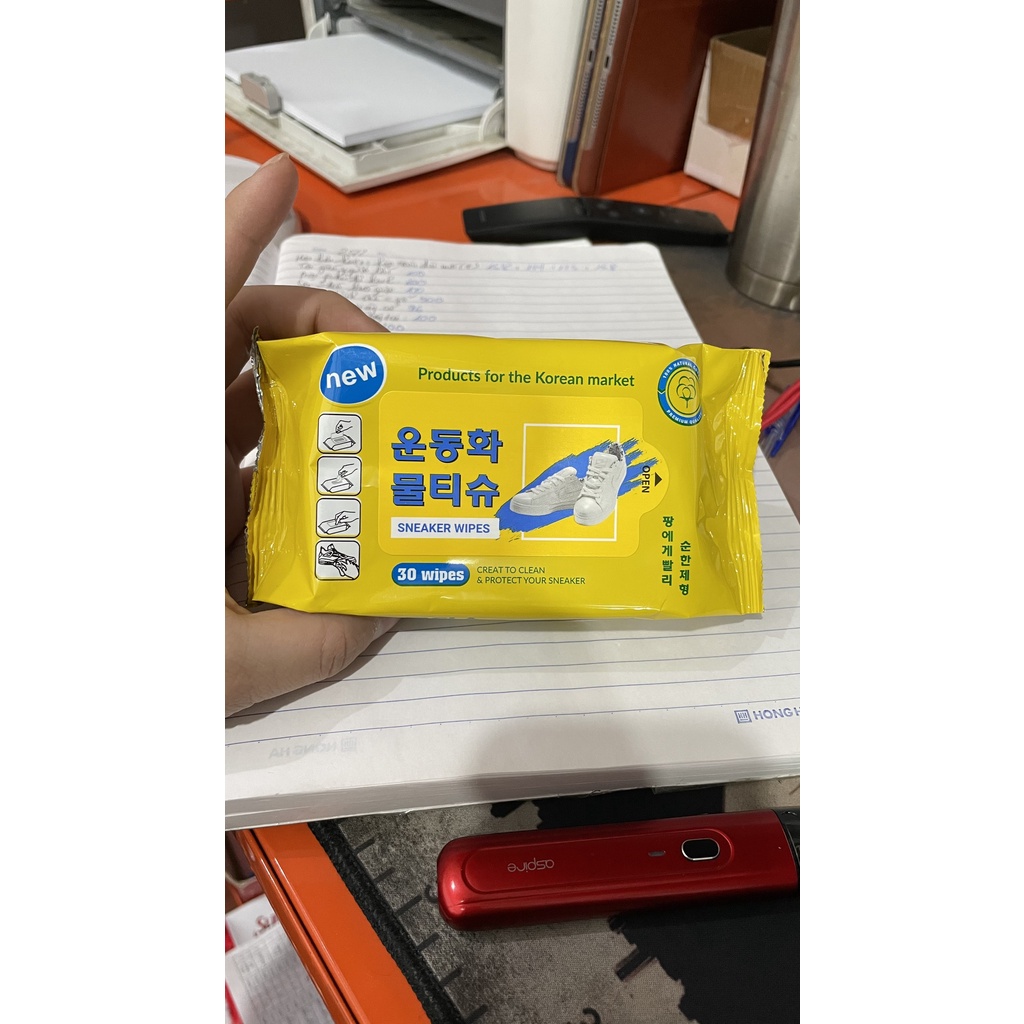 Khăn Ướt Lau Giày Hàn Quốc 30 Tờ Mẫu Mới Chữ Hàn