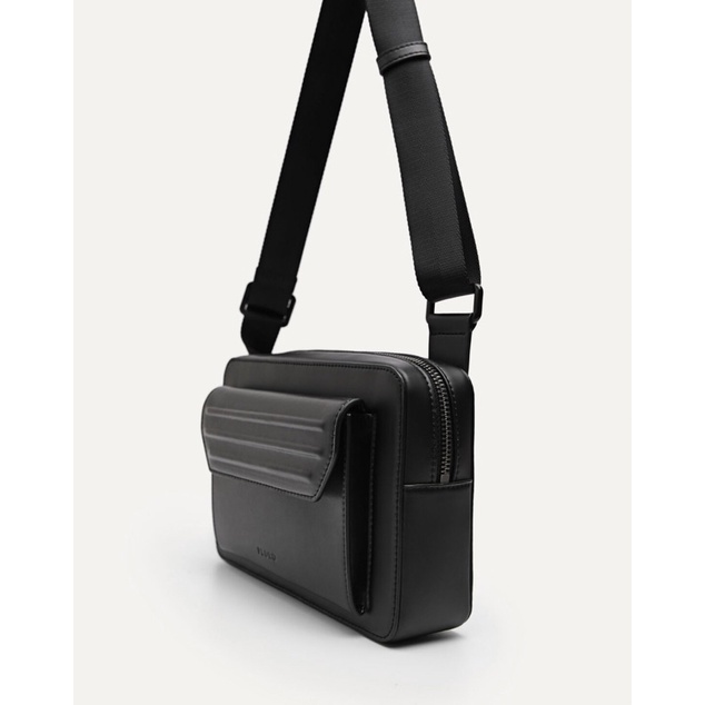 Túi đeo chéo Nam Pedro sling Bag hàng đẹp nét da mềm chuẩn Tag Mac