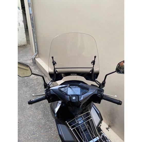 Kính chắn gió xe Honda Winner X