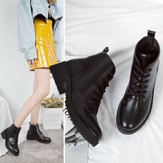 Bôt cao cổ dây buộc nữ cá tính