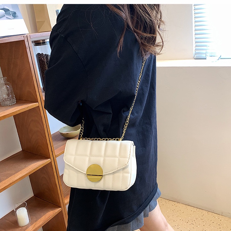 Túi Đeo Vai Hình Vuông Cỡ Nhỏ Phối Dây Xích Thời Trang Cho Nữ