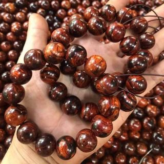vòng đeo tay gỗ sưa dây hạt tròn - vân gỗ đẹp