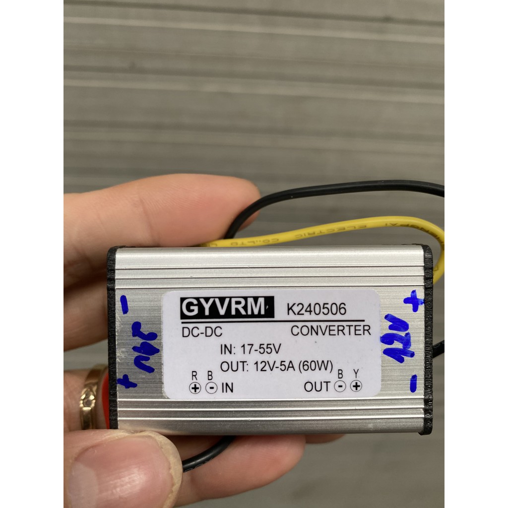 Bộ chuyển đổi nguồn điện 17-55v xuống 12V 5A