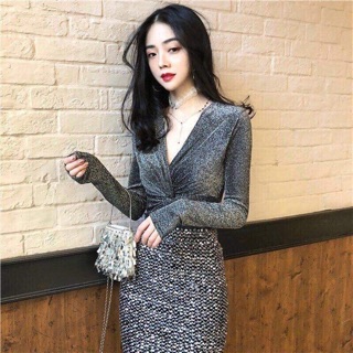 Áo nhũ cổ V