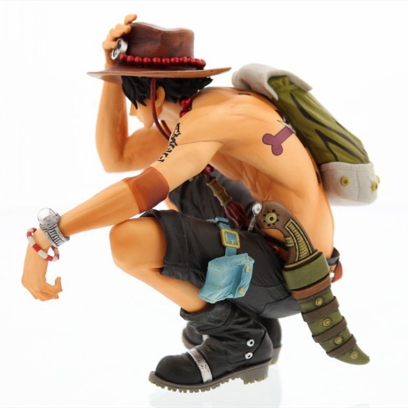 Mô hình nhân vật Ace Squatting trong One Piece 13cm độc đáo