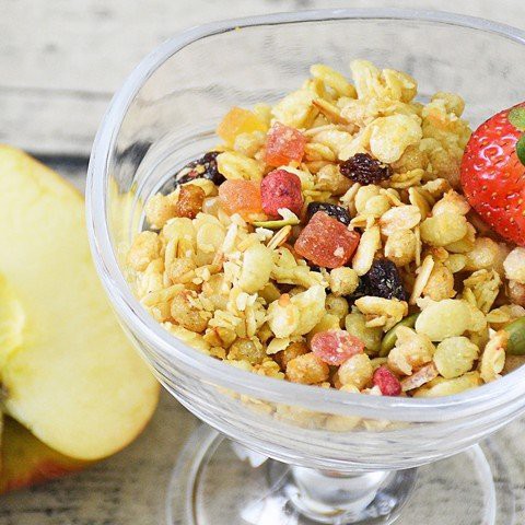 [Hỏa Tốc HN] Date 2023 Ngũ cốc calbee 750g màu đỏ Nội địa Nhật Bản
