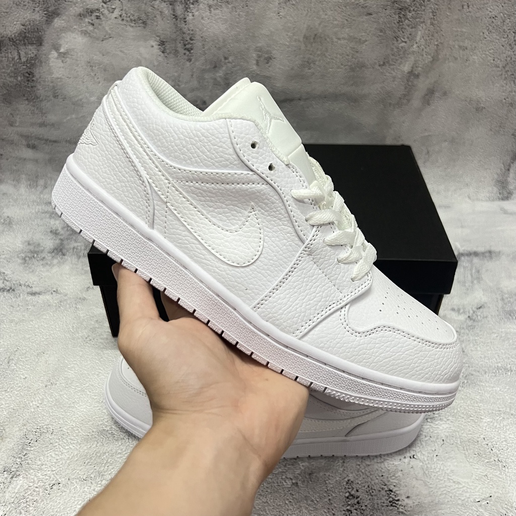Giày Thể Thao Jordan 1 Low Triple White - Bản Cao Cấp