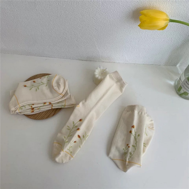 Vớ Trung Bình Họa Tiết Hoa Phong Cách Harajuku Nhật Bản Cho Nữ