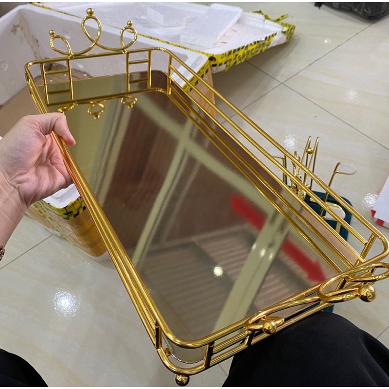 Tặng 6 thìa lá  Combo bộ bình cốc kèm khay vương miện và giá úp