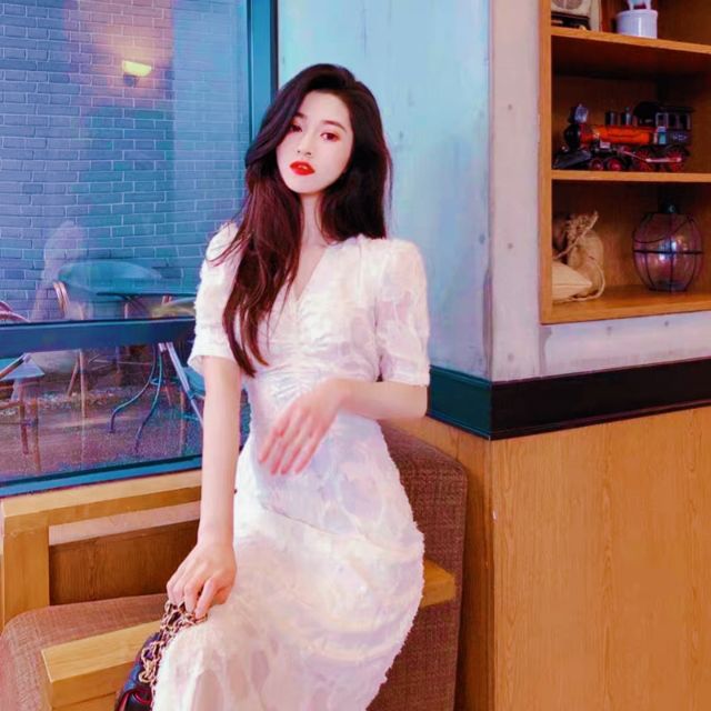 Váy đầm ren thêu nổi dáng ôm body đuôi cá công sở đi tiệc đẹp xinh hotgirl teen giá rẻ