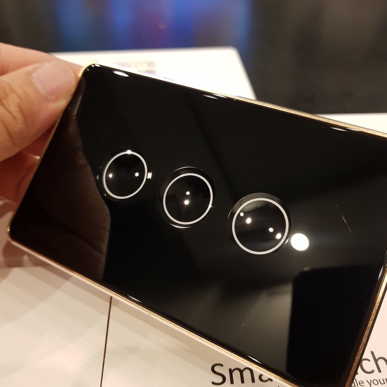 Công tắc thông minh wifi tuya phím lõm, viền nhôm, mặt kính 2.5D cao cấp