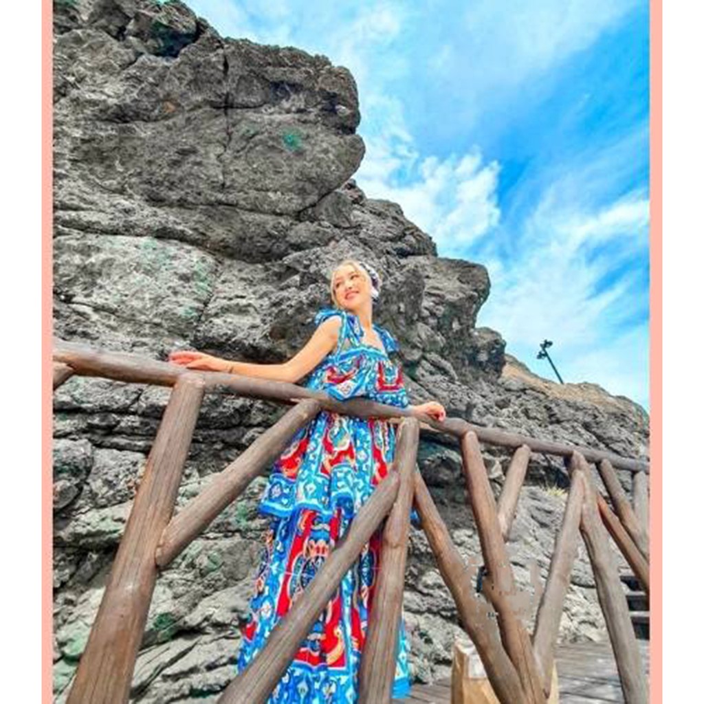 Đầm maxi đi biển họa tiết thổ cẩm xòe tầng 2s nơ vai sống ảo siêu xinh | BigBuy360 - bigbuy360.vn