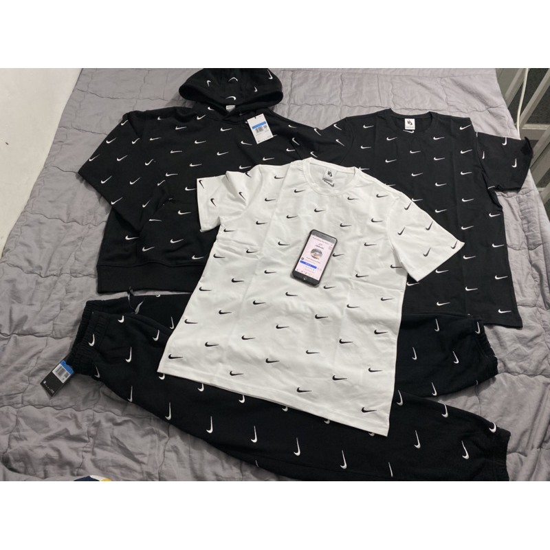 [Mã FASHIONGREEN94 giảm tới 30K đơn 99K] Áo Thun Full Logo (550k) | BigBuy360 - bigbuy360.vn