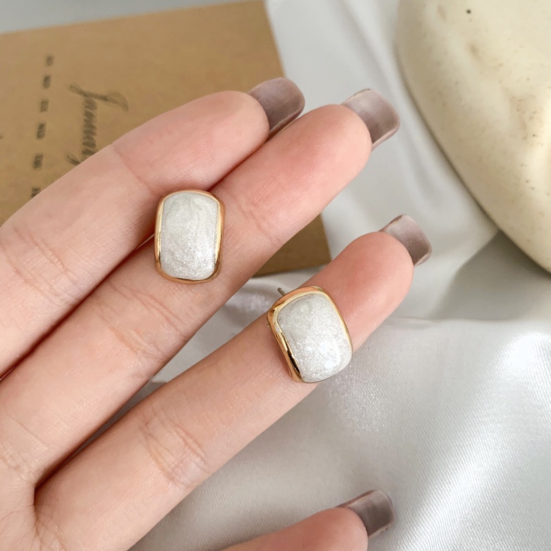 Đôi Khuyên Tai Phong Cách Hong Kong Retro Thời Trang Cho Nữ