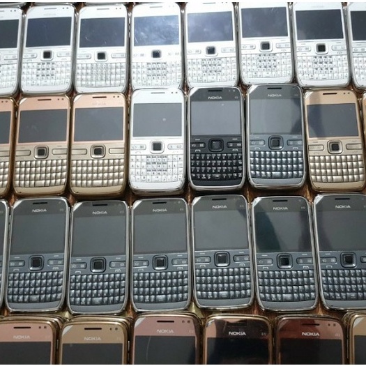 Nokia e72 ★Chính Hãng 100%★ Điện Thoại Nokia E72 Bắt Wifi Chơi Game , Điện Thoại Phổ Thông Chính Hãng Bảo Hành 12 Tháng