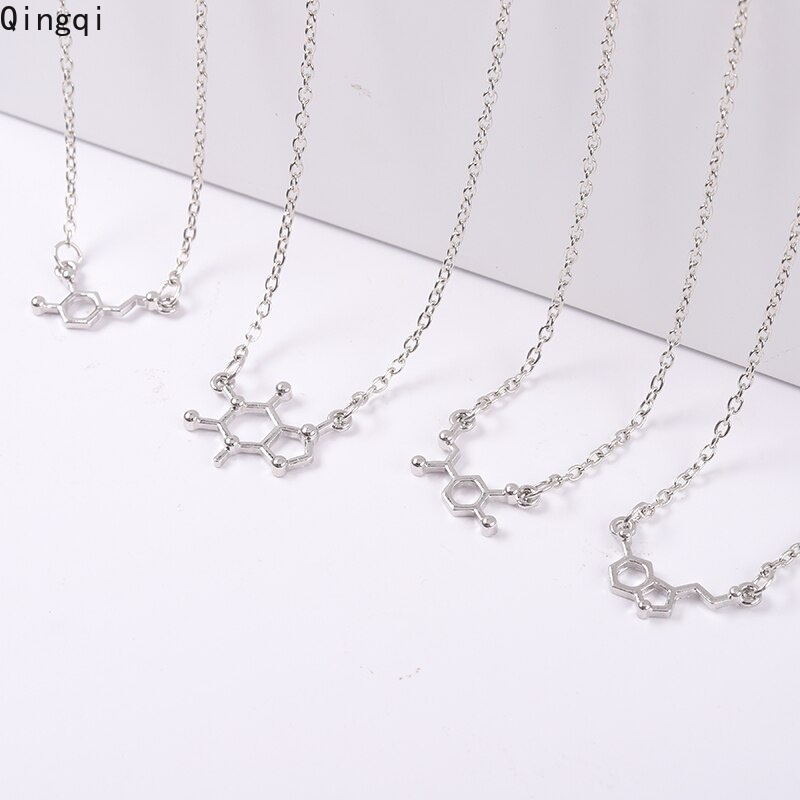 Vòng cổ Miss Zoe mặt hình cấu trúc hóa học độc đáo dành cho nam và nữ