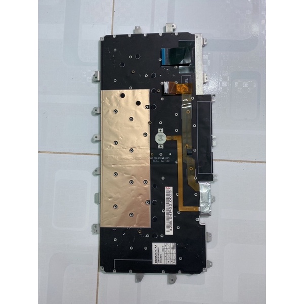 bàn phím lapfop lenovo mã rvc-85f0 p/n sn20k74717 chưa test tiếng hàn korea không bảo hành