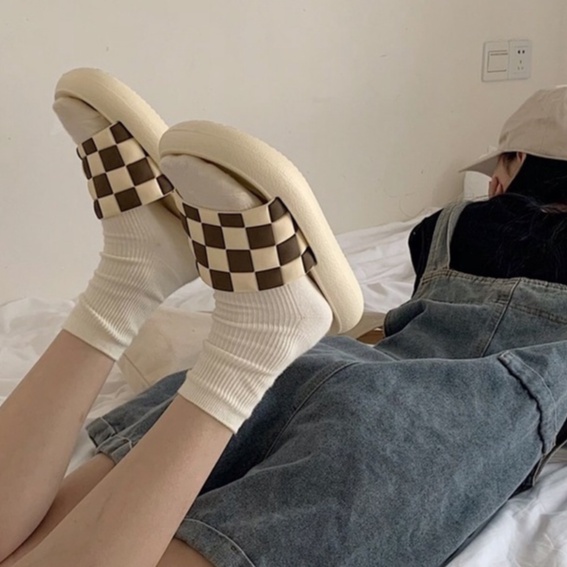 Dép Ulzzang - Dép Quai Ngang Bánh Mì chuẩn hàng quảng châu họa tiết caro dễ thương Nam Nữ