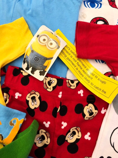 Bộ quần áo Disney cộc tay hoạ tiết đáng yêu cho bé , chất thun co giãn tốt thấm hút mồ hôi