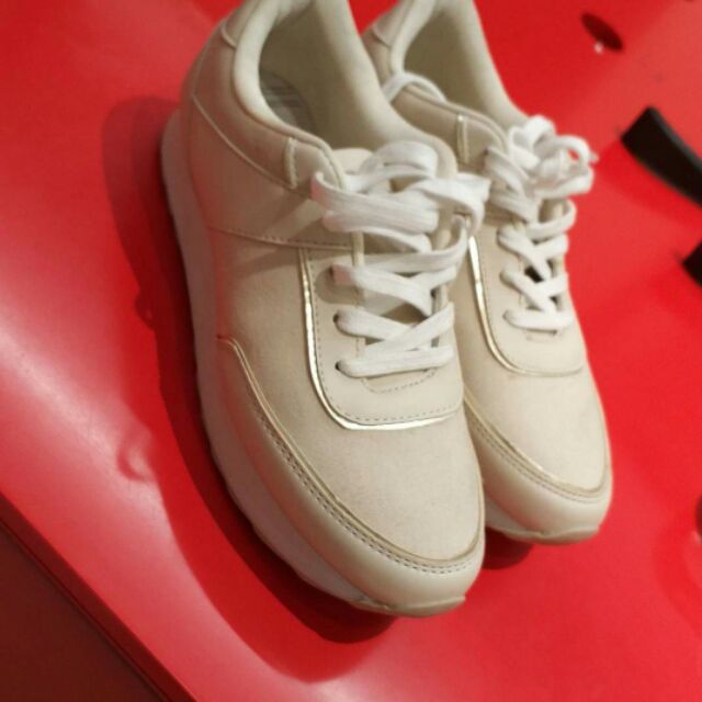 Giày H&M