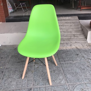 GHẾ EAMES CHÂN GỖ