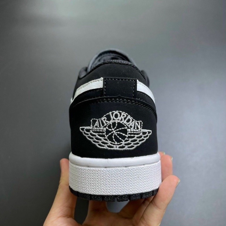 Giày Jordan cổ thấp đen trắng,Jordan 1 low Panda hàng cao cấp nam nữ siêu hot