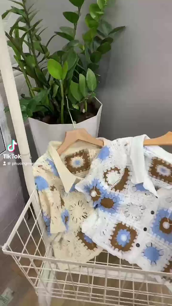 Áo len khuy,áo len lưới hoạ tiết hàng qc Mã A11 | BigBuy360 - bigbuy360.vn