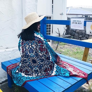 Khăn thổ cẩm đi biển